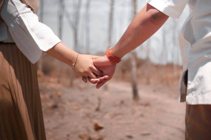 Relationship Prayers for Couples: 15 Highly Effective